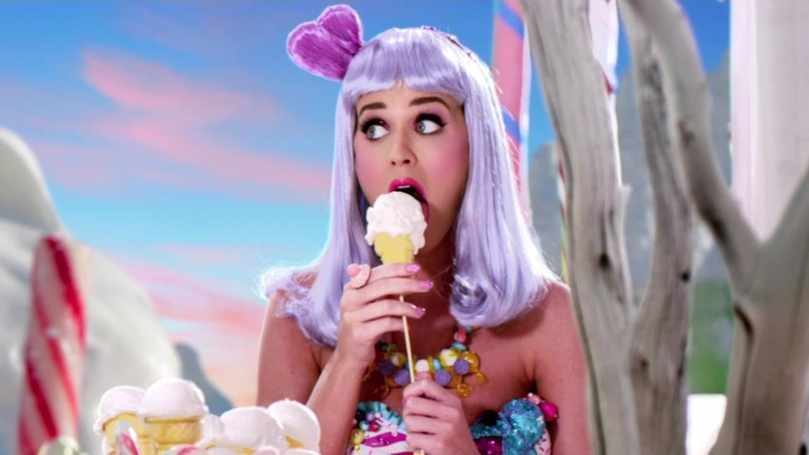 katy perry cotton candy dress Halloween Costume Ideas Inspired By The Whimsical World Of Katy Perry