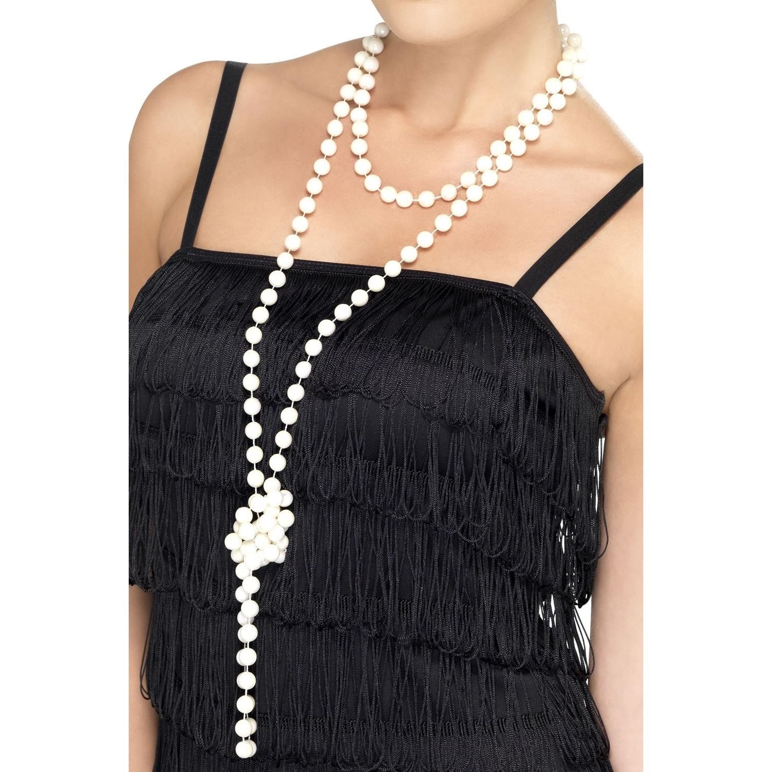 White pearl look costume necklace 