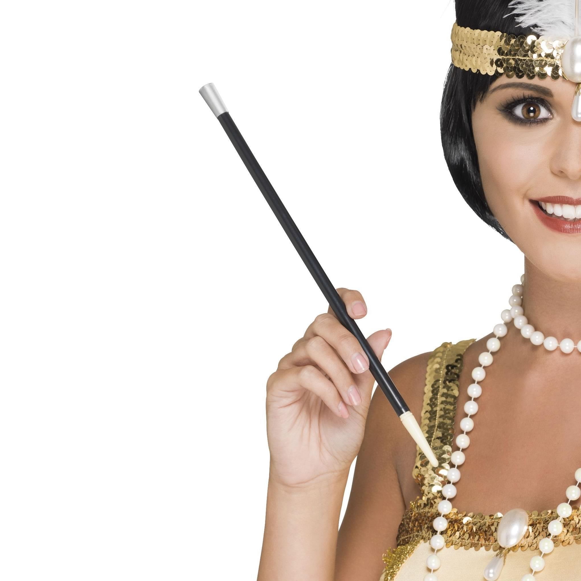 1920s style cigarette holder for flappers