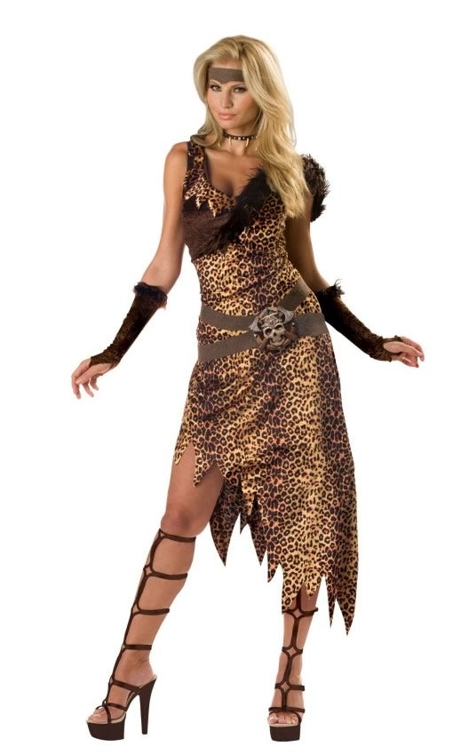 Barbarian dress, belt with medallion and slim gloves